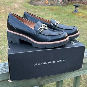 NIB Naturalizer Loafers